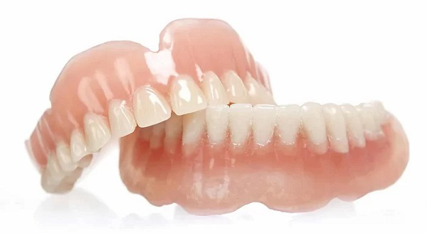 Răng tháo lắp có chi phí rẻ Răng tháo lắp có chi phí rẻ