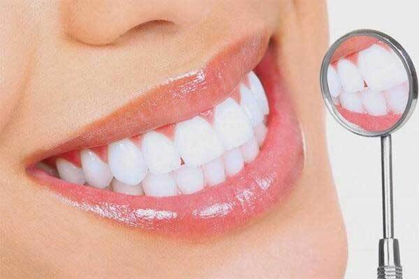 Nếu không chăm sóc sức khỏe răng miệng thì bạn sẽ dễ mắc viêm nha chu Nếu không chăm sóc sức khỏe răng miệng thì bạn sẽ dễ mắc viêm nha chu
