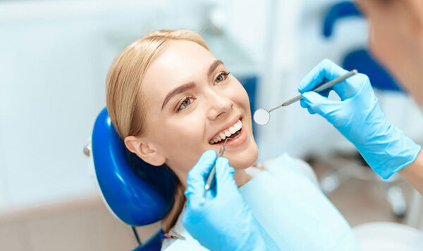 Hóp thái dương khi niềng răng có thật không? Nguyên nhân và cách khắc phực Lựa chọn địa chỉ nha khoa tin cậy