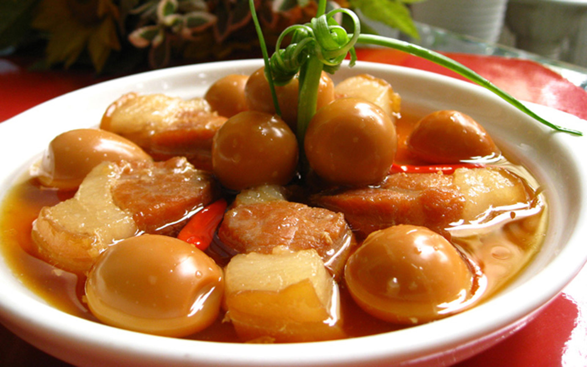 Cách làm thịt kho tàu mềm, thơm ngon đậm đà