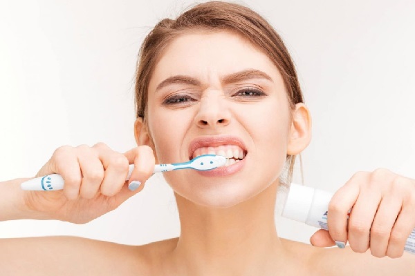 Răng số 6 hàm trên là gì? Có nên nhổ hay không? Chức năng của răng số 6