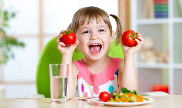 Chăm sóc dinh dưỡng cho trẻ