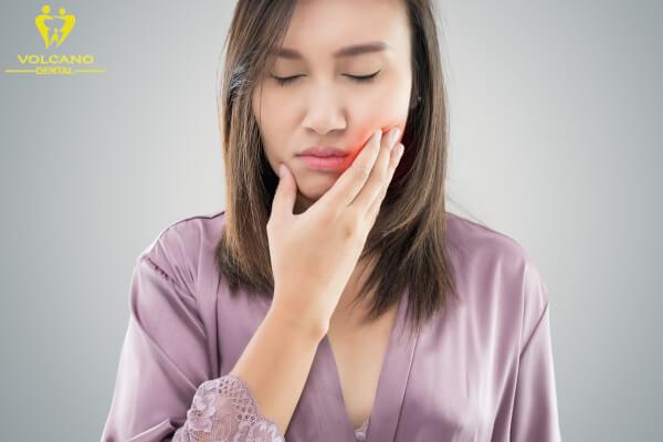 Sự phát triển không đều của cấu trúc xương hàm Sự phát triển không đều của cấu trúc xương hàm