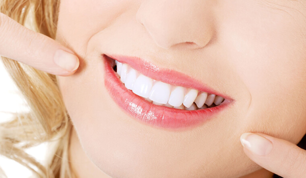 Lấy cao răng cũng có thể mang đến hàm răng trắng sáng hơn Lấy cao răng cũng có thể mang đến hàm răng trắng sáng hơn
