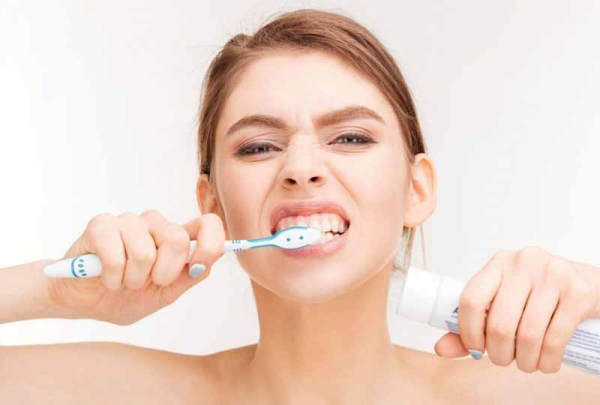 Làm thế nào để phòng tránh ê buốt răng sau khi trám? Làm thế nào để phòng tránh ê buốt răng sau khi trám?