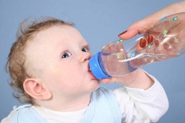 Những lưu ý giúp hạn chế tình trạng nhiệt miệng cho trẻ sơ sinh