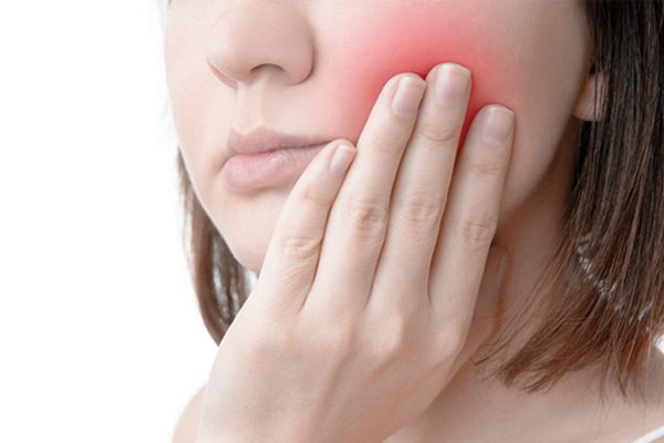 Các triệu chứng sau khi lấy tủy răng thông thường