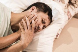 Nhức răng kinh khủng nguyên nhân do đâu và 5 cách khắc phục ngay lập tức cơn đau