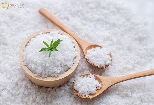 Trị lưỡi bị nổi hột bằng muối Trị lưỡi bị nổi hột bằng muối