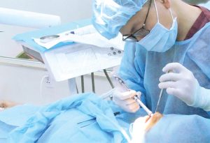 Các tiêu chí lựa chọn nên nhổ răng khôn ở bệnh viện hay phòng khám